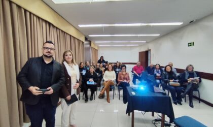 Curso básico sobre smartphones é sucesso em Santa Maria